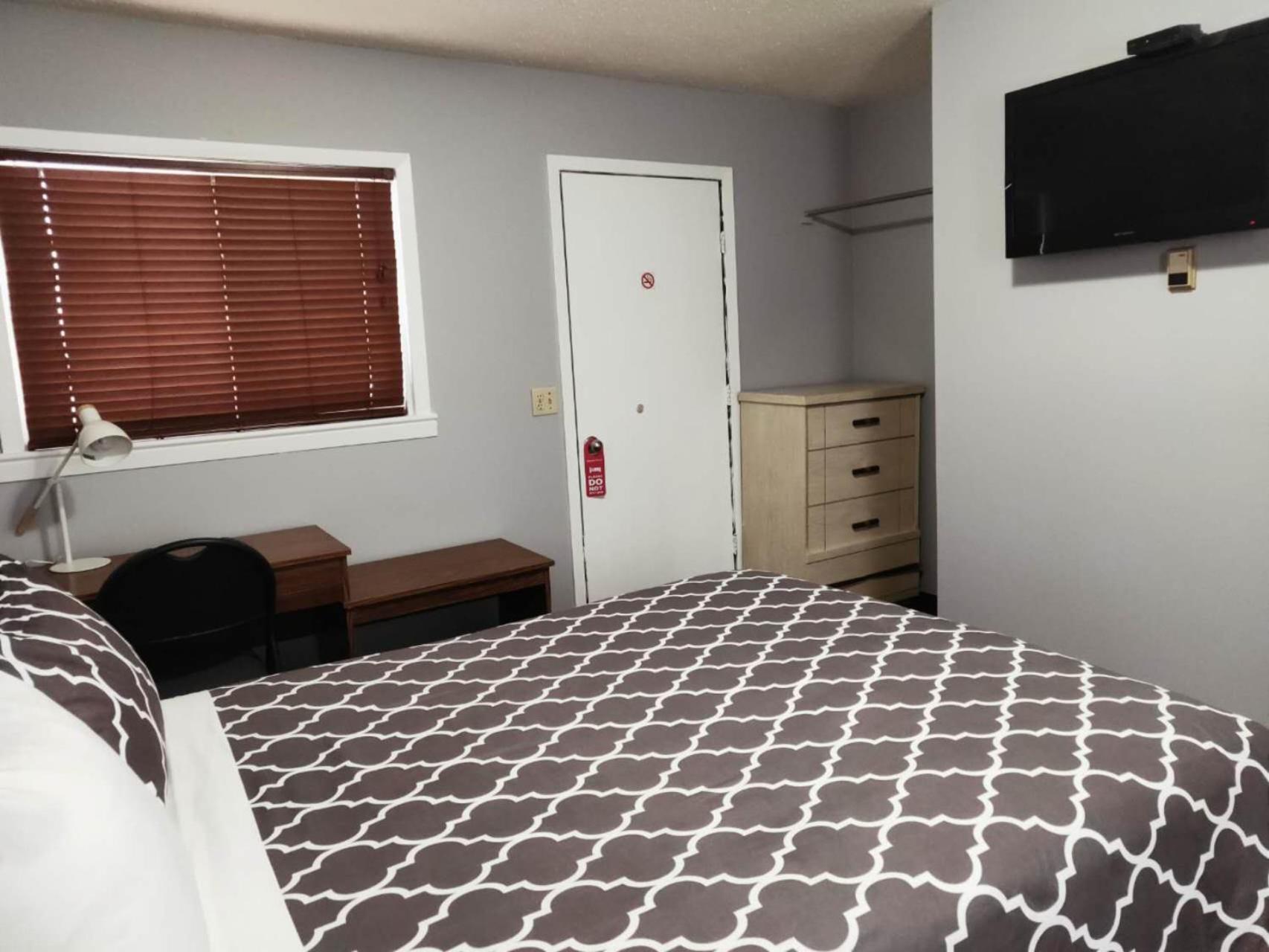 Melsask Motel Melville Dış mekan fotoğraf