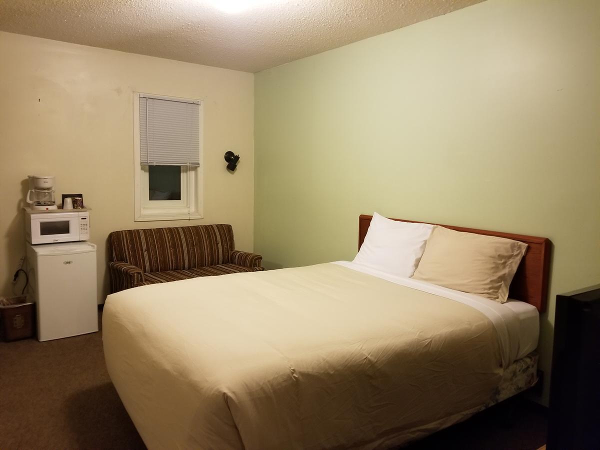 Melsask Motel Melville Dış mekan fotoğraf