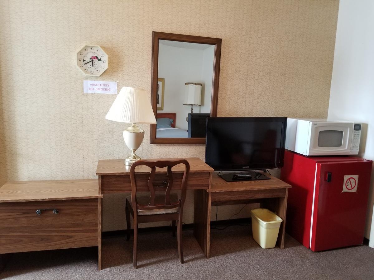 Melsask Motel Melville Dış mekan fotoğraf
