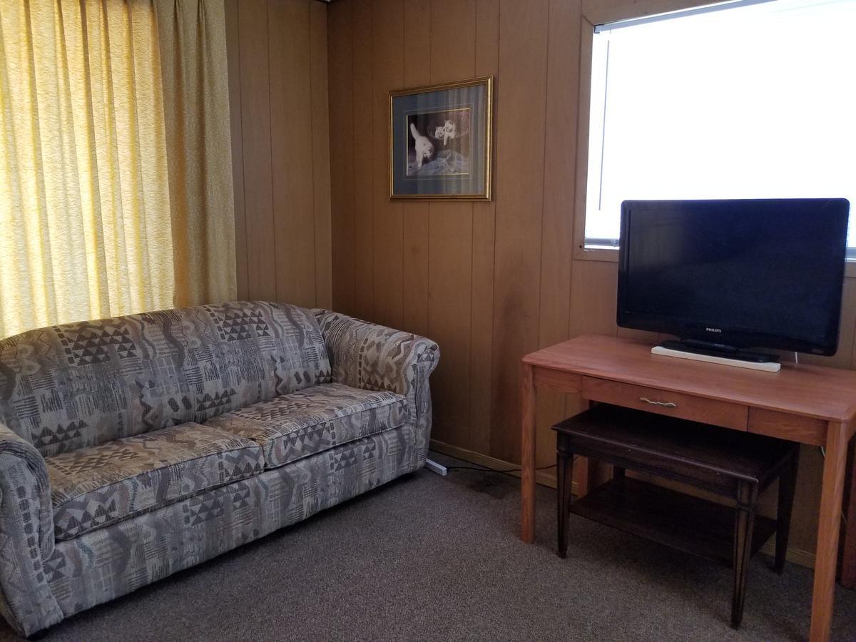 Melsask Motel Melville Dış mekan fotoğraf